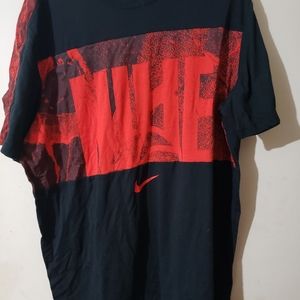Nike t-shirt